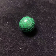 Tigerauge Kristallspitze – Schutz & Mut – Amethyst / About 2 cm