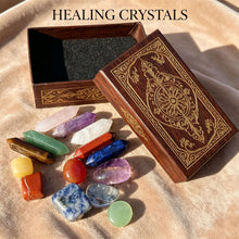 7-Chakra Kristallstück – Balance & Energie – Chakra Hexagon Prism Suit